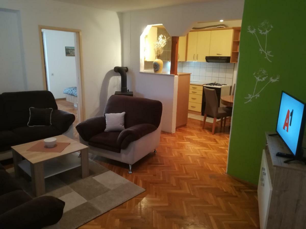 Apartman Lidija Ливно Екстериор снимка